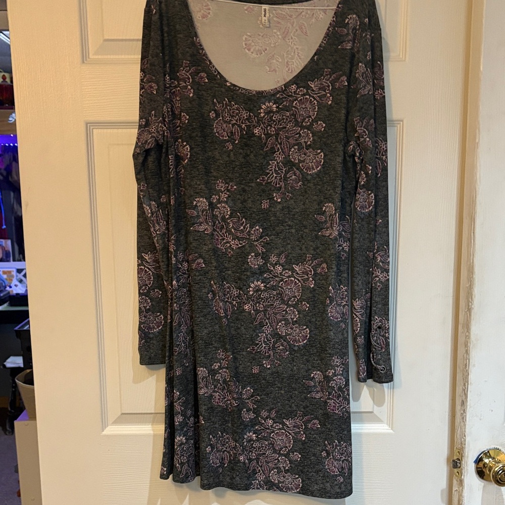 Mudd Gray and Pink Floral Long Sleeve Dress